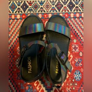 NWOT Platform fashion Sandals